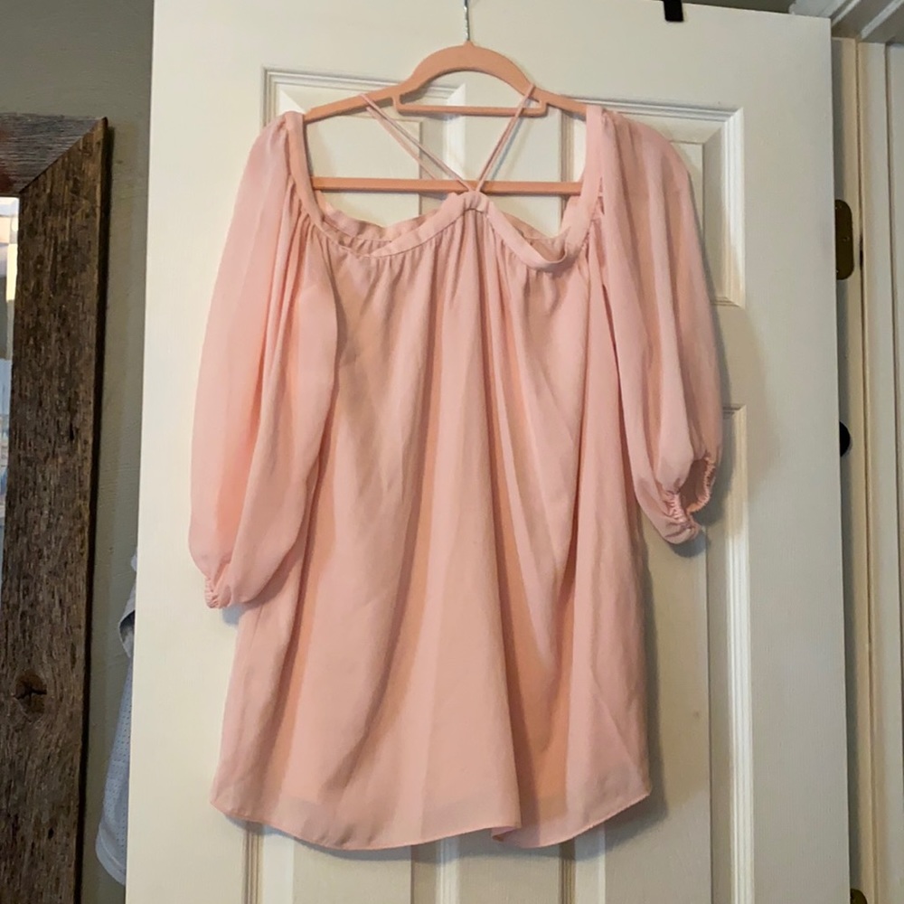 Beautiful summer top!